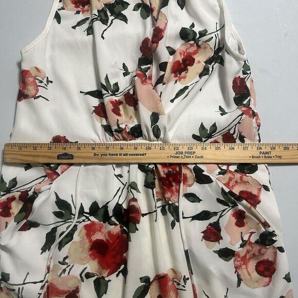 Aritzia Wilfred Sabine Dress White Red Green Floral Pockets Size Medium - Picture 7 of 11